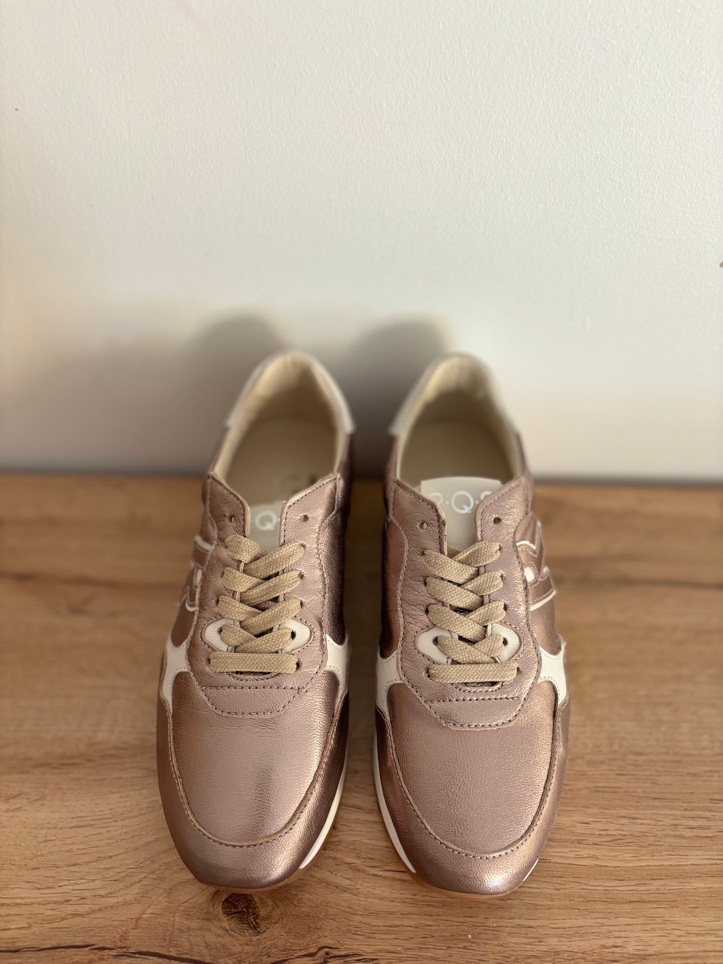 MANIA ECLAT CHAMPAGNE/OFF WHITE