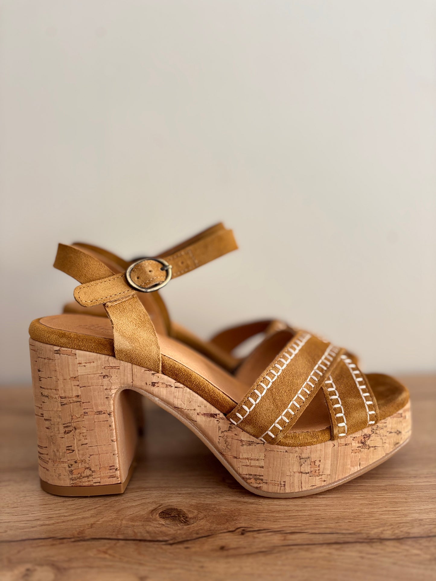 ISA CAMEL