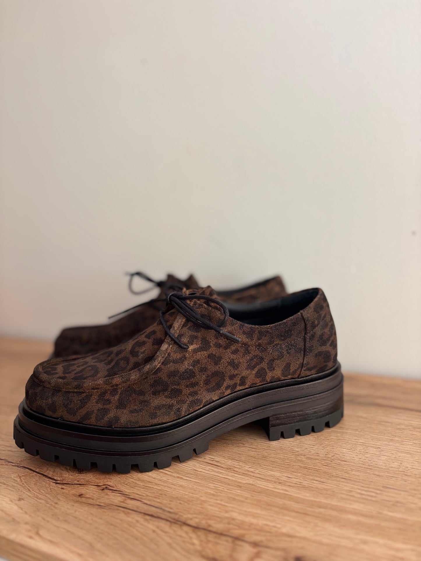 SASHA CUIR VELOURS LEO CHAMOIS