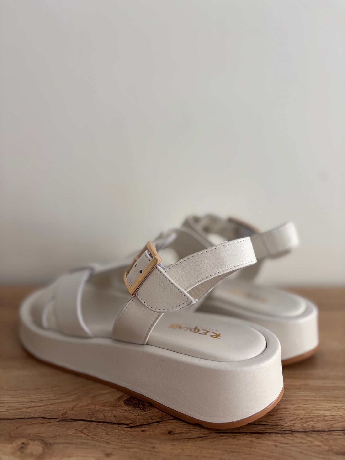 WANDA CUIR OFF WHITE