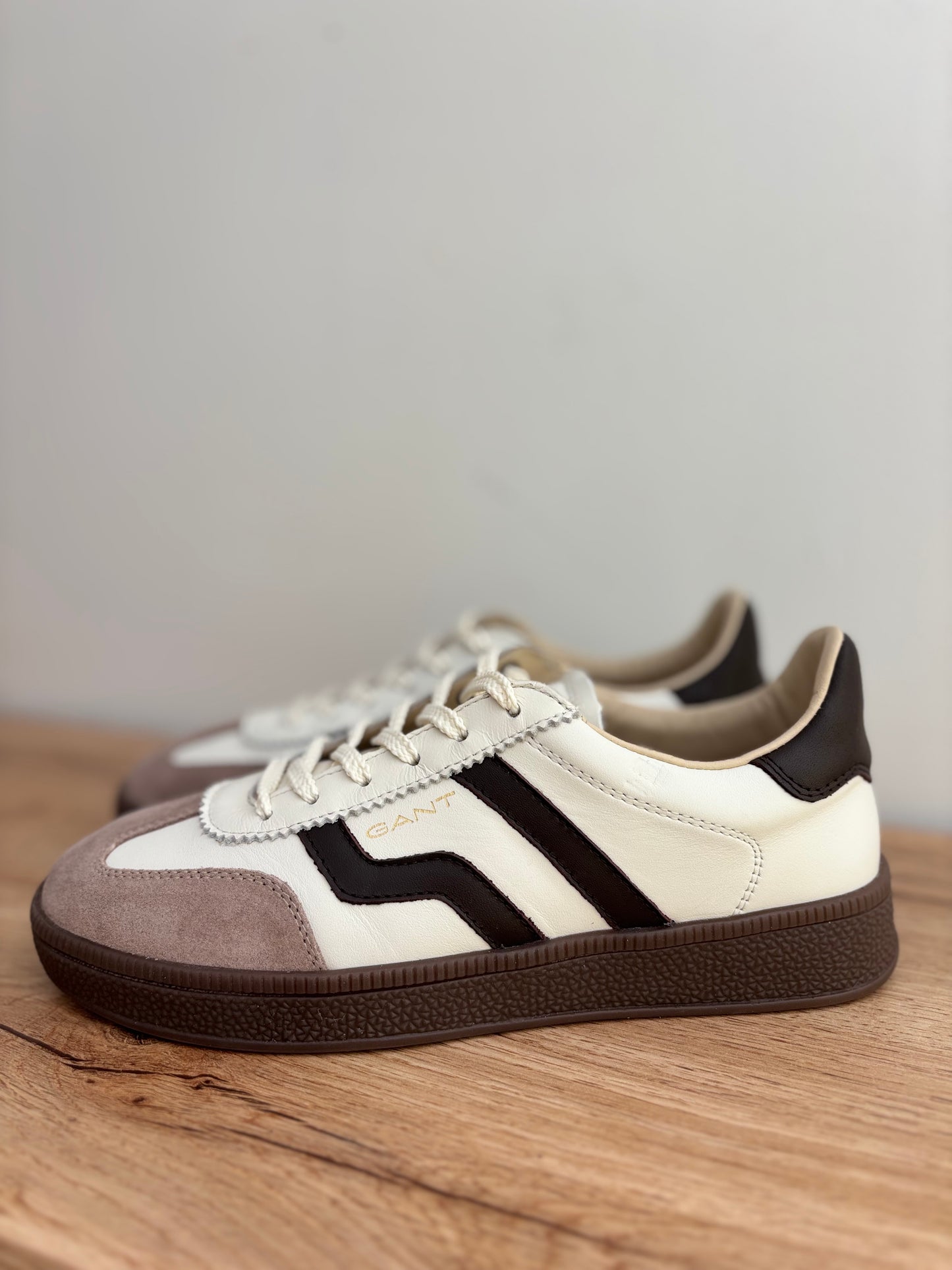 CUZIMA OFF WHITE/BROWN
