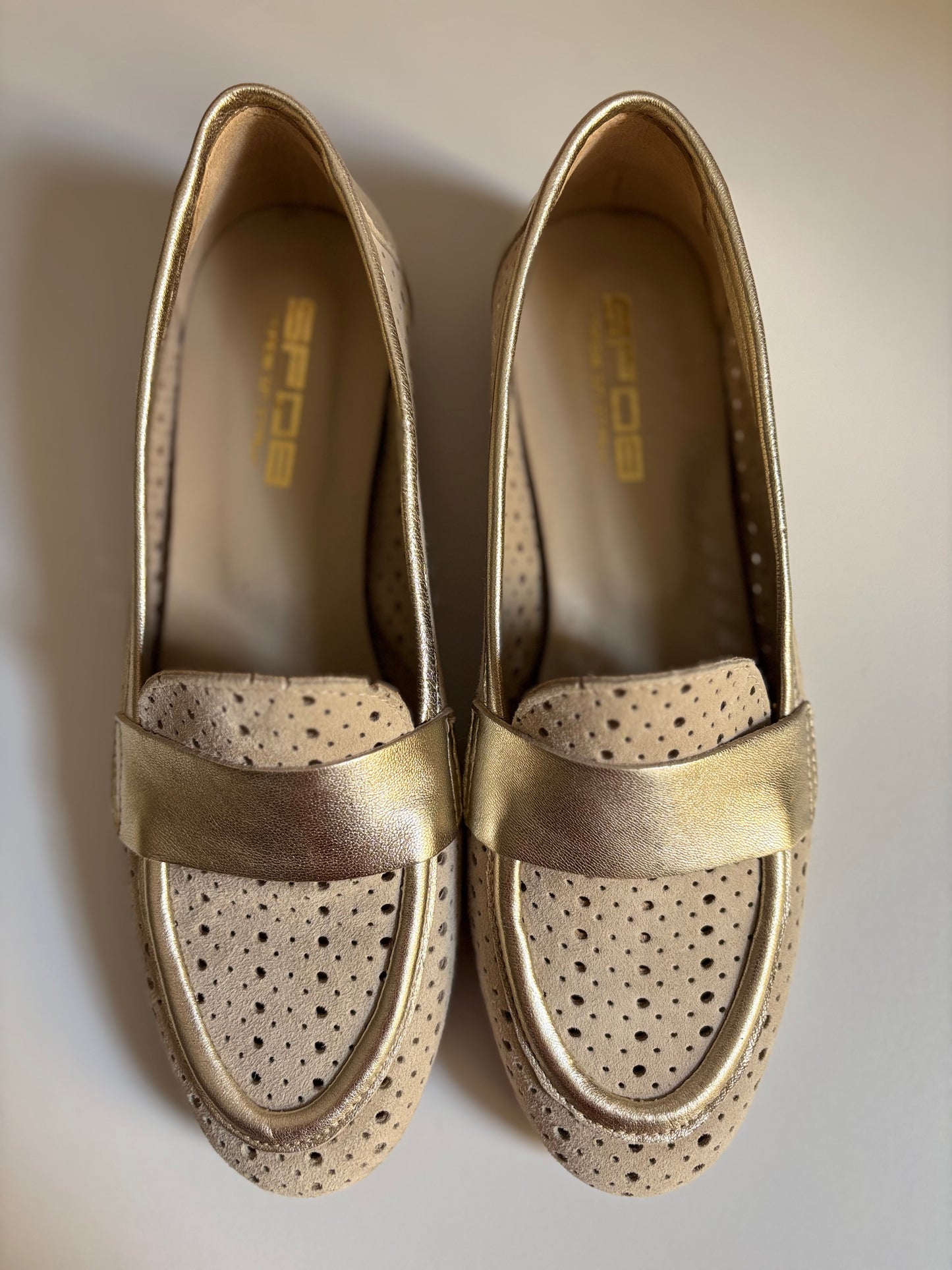 OLGA BEIGE