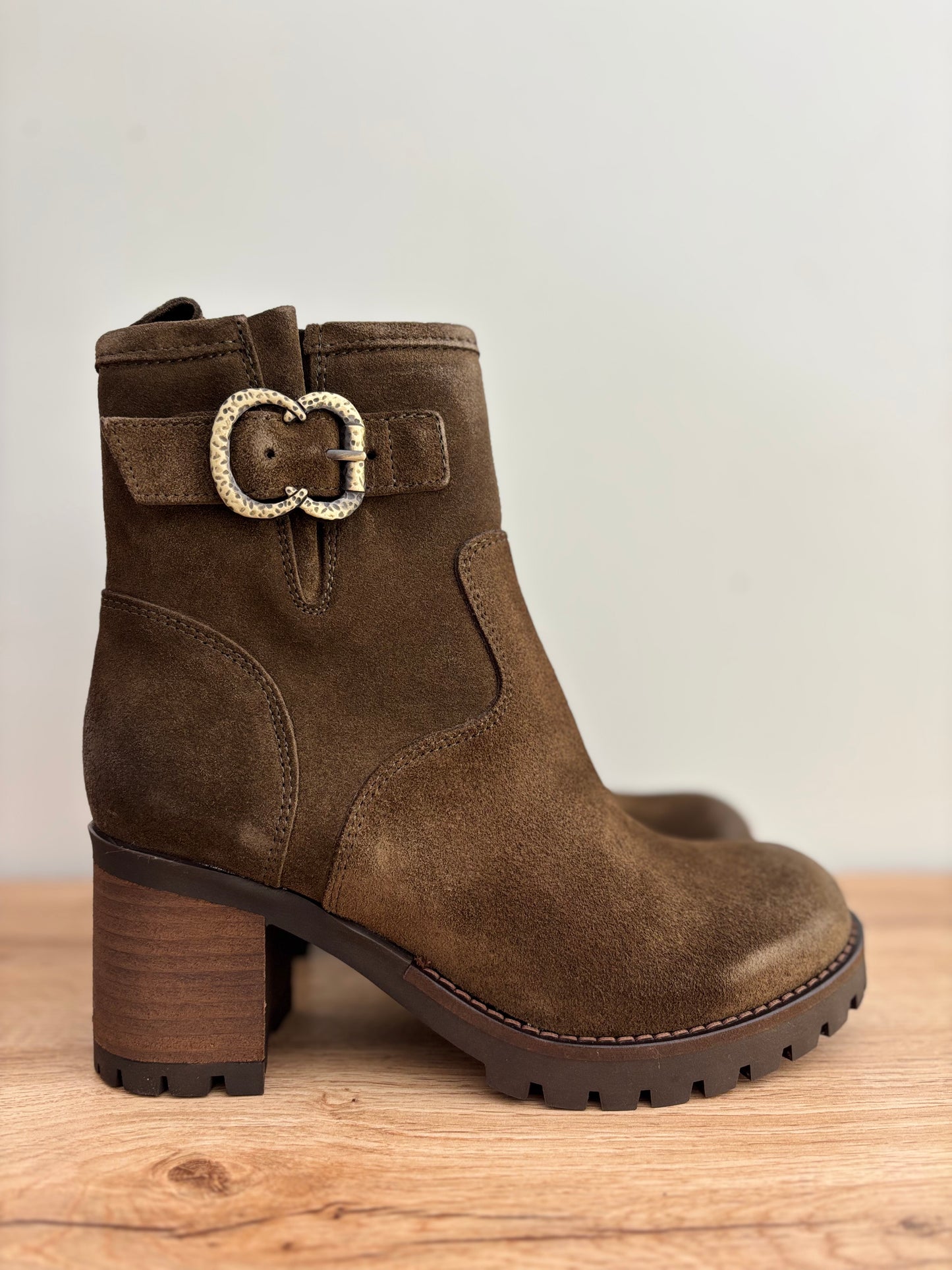 JUMEL KAKI