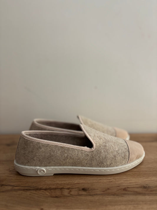 Chausson en laine beige et rose poudré