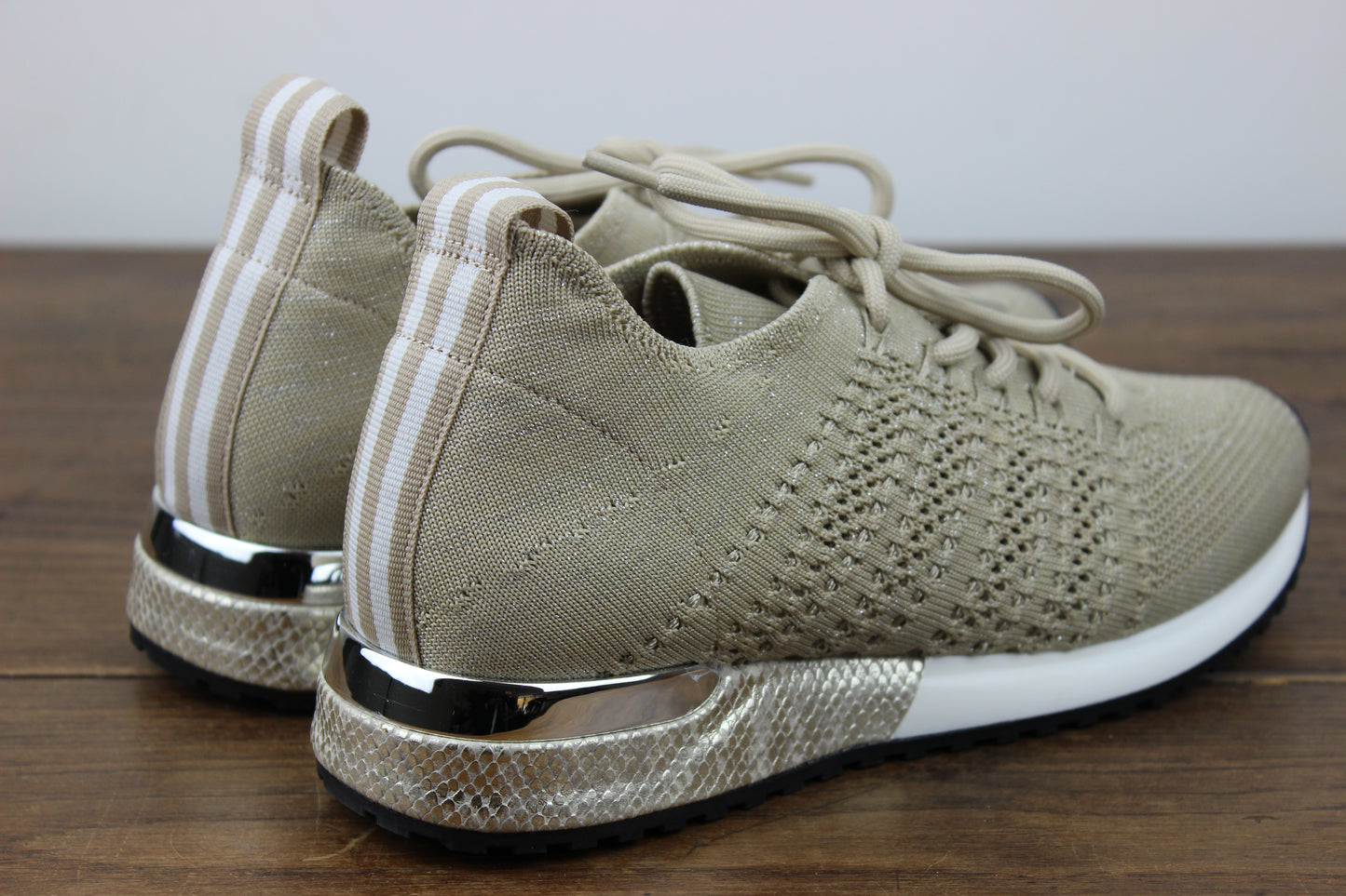 INES CROCHET LAME BEIGE