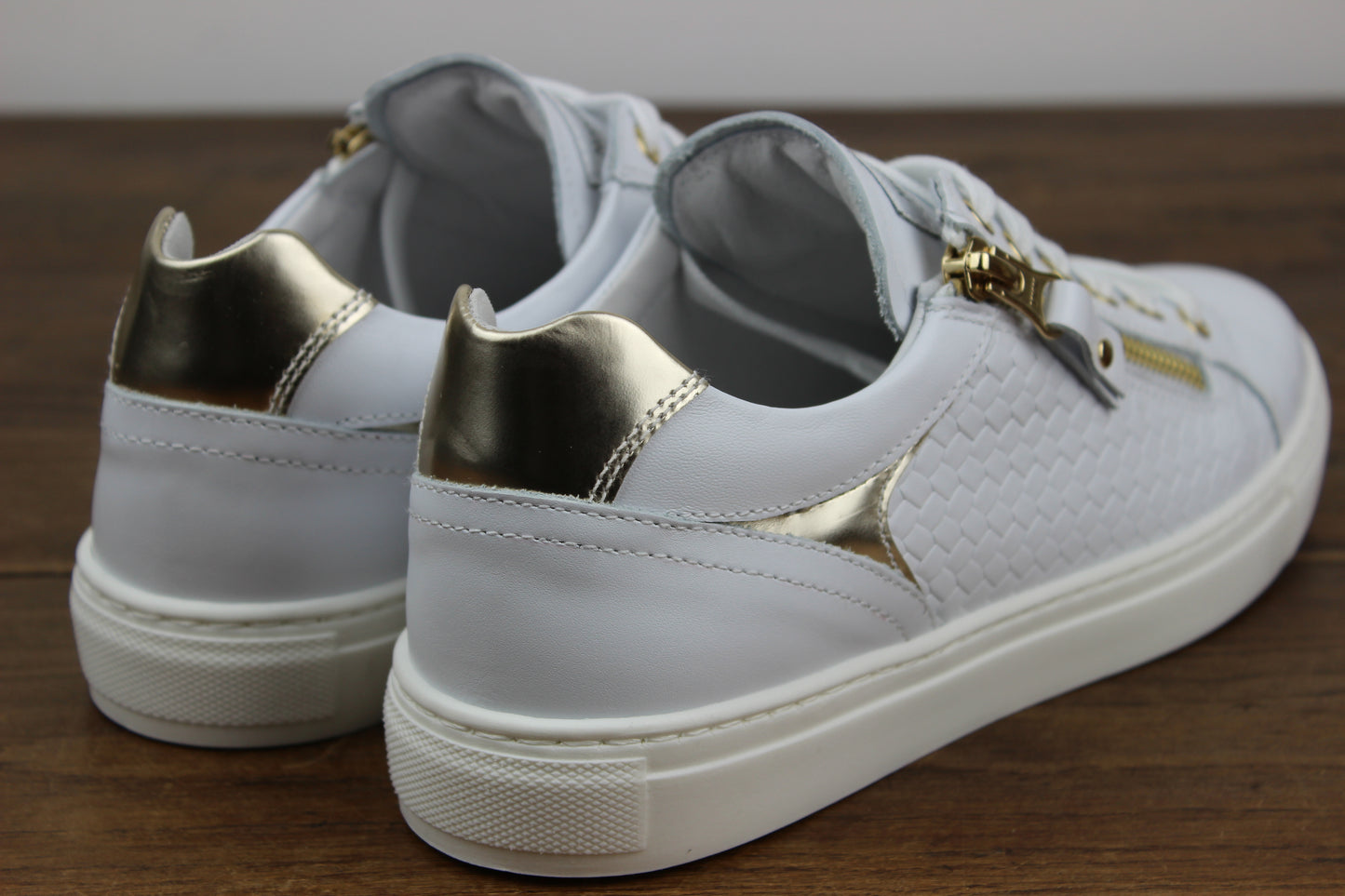 E409922D 707 BLANC