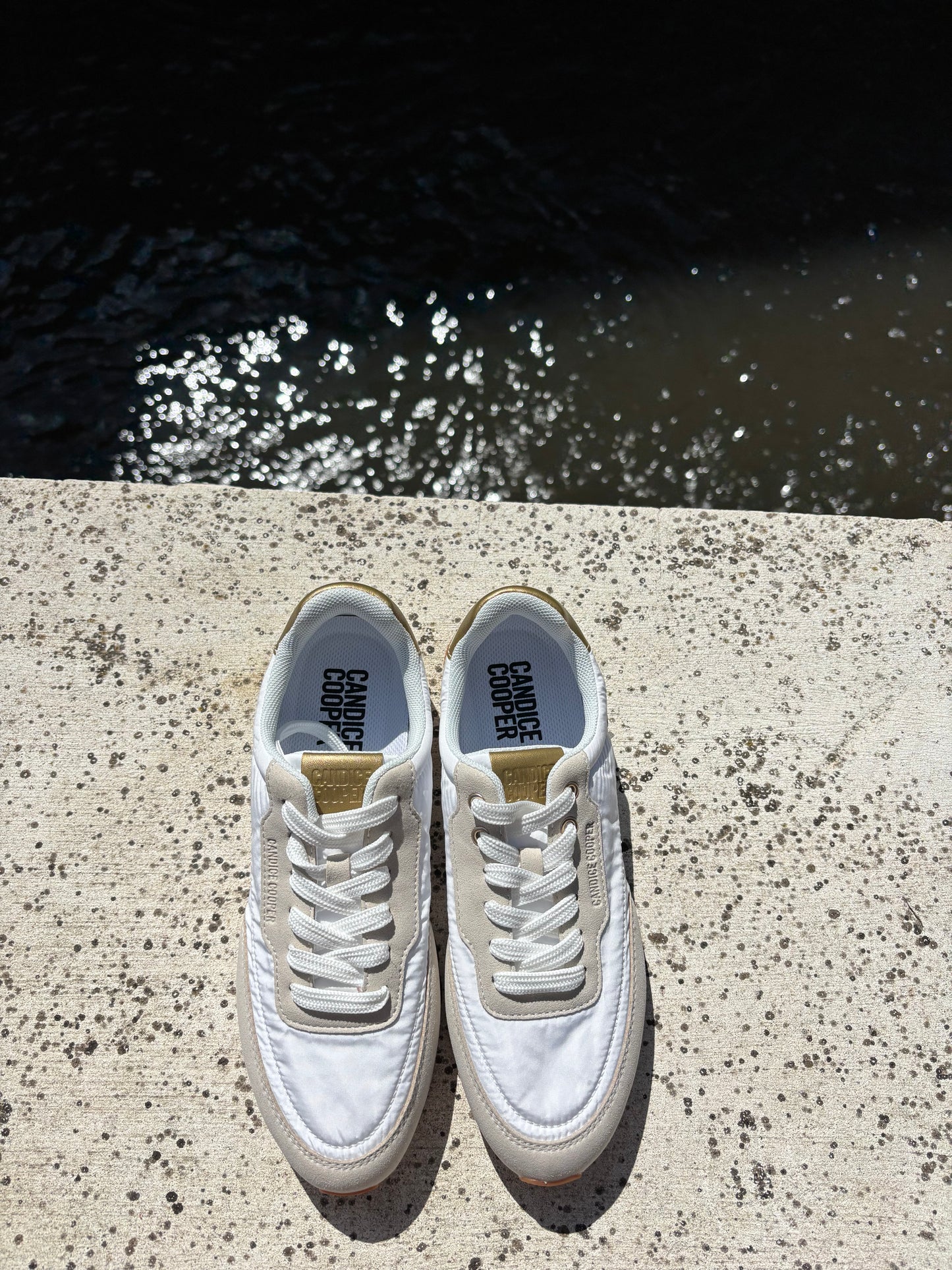 PLUME ICE WHITE
