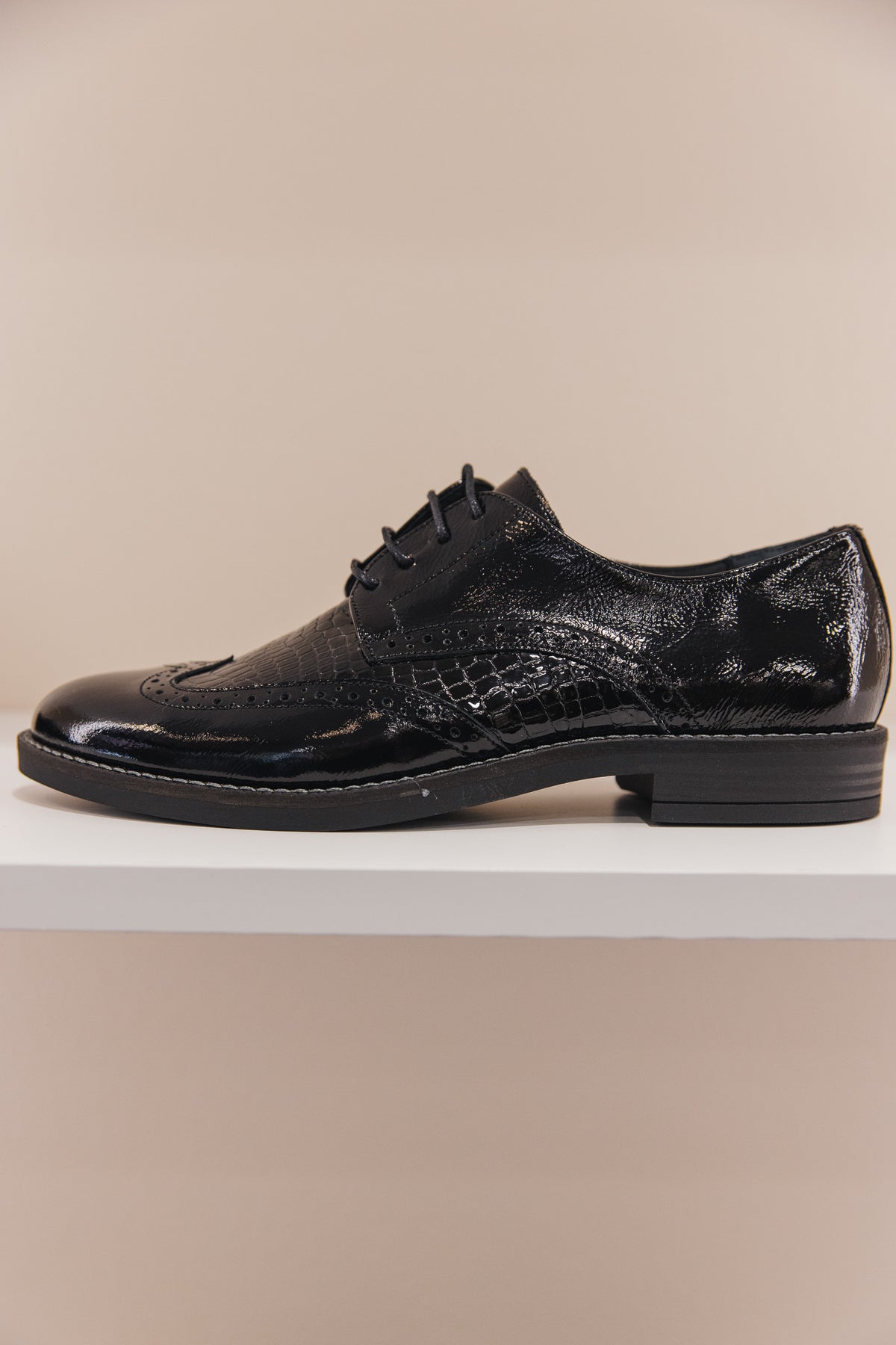 MY0010/21 Derby mini croco vernis noir
