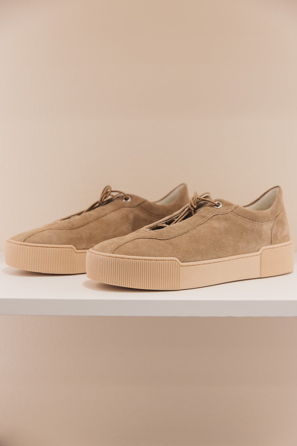Quinn en cuirs velours taupe
