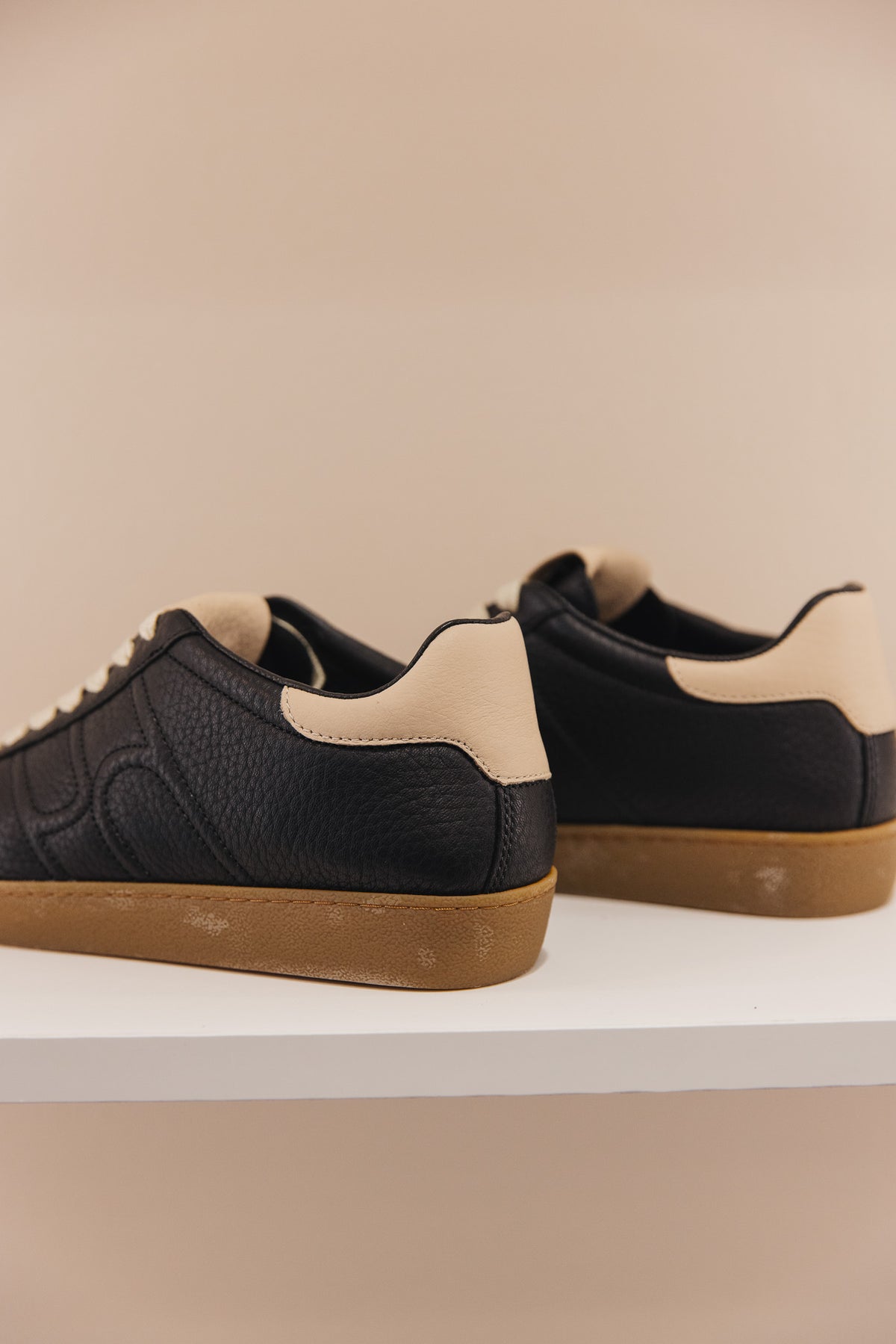 Sam en cuir noir