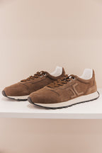 Plume Dark Brown