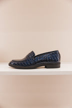 MY001/04 Mocassins croco vernis bleu marine