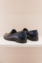 MY001/04 Mocassins croco vernis bleu marine