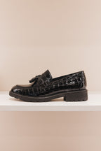 MY0014/07 Mocassins croco vernis noir