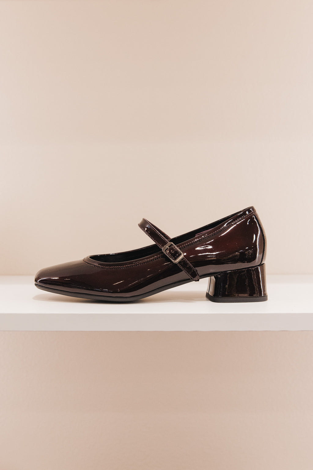 Kelly cuir vernis bordeaux