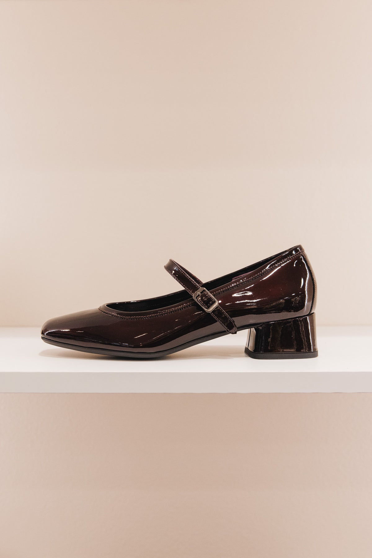 Kelly cuir vernis bordeaux