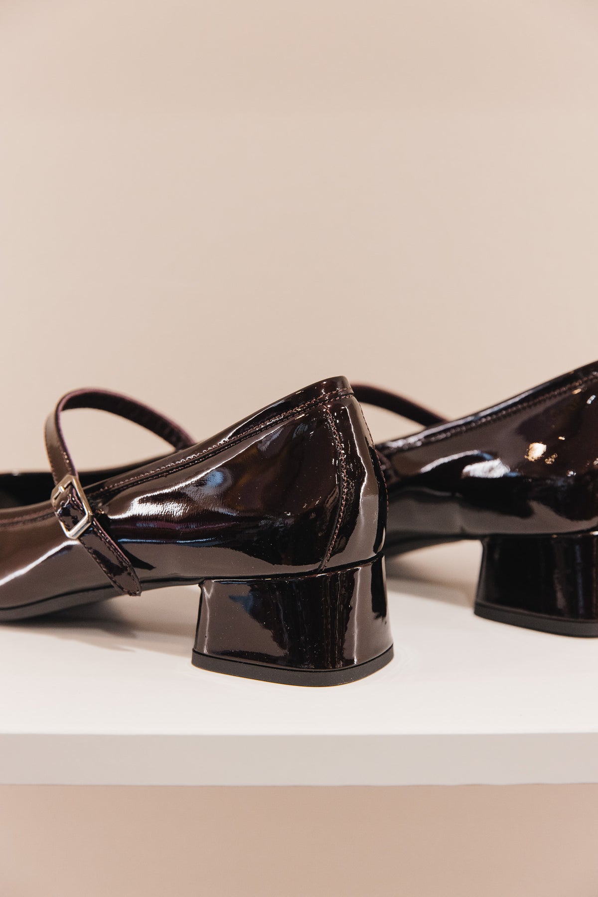 Kelly cuir vernis bordeaux