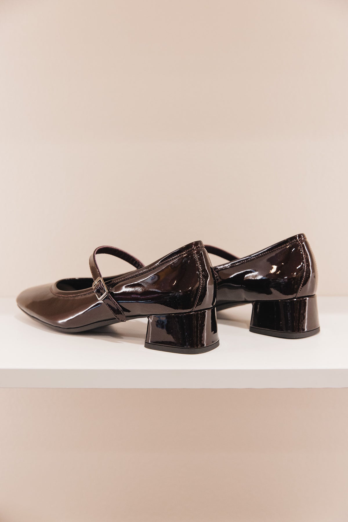 Kelly cuir vernis bordeaux