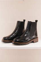 MY0064/41 Boots vernis fripe noir