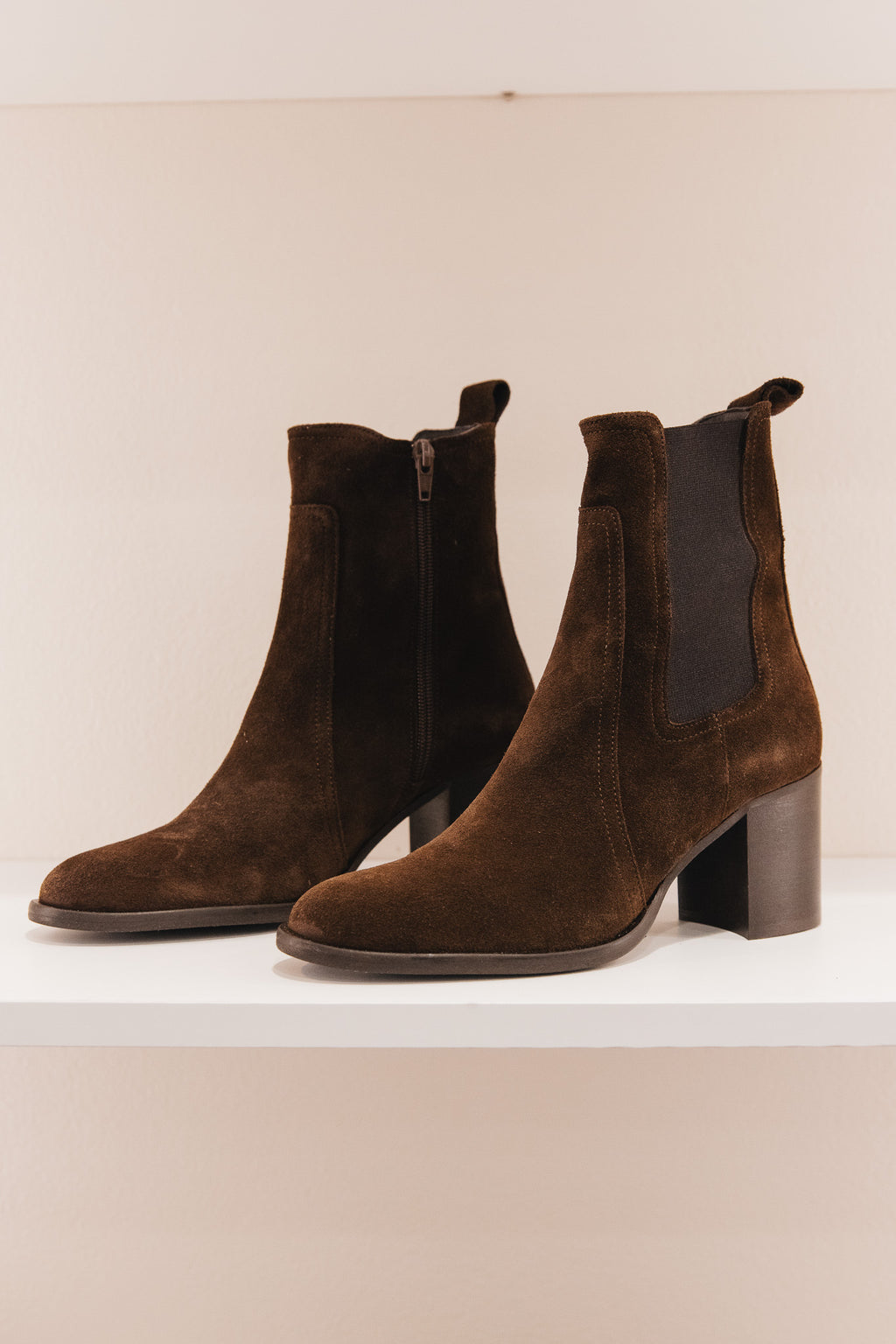 Badiane cuirs velours marron