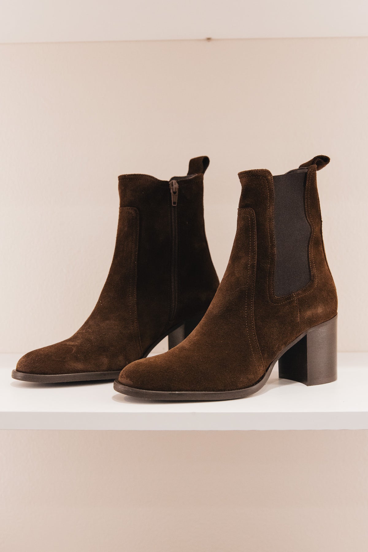 Badiane cuirs velours marron