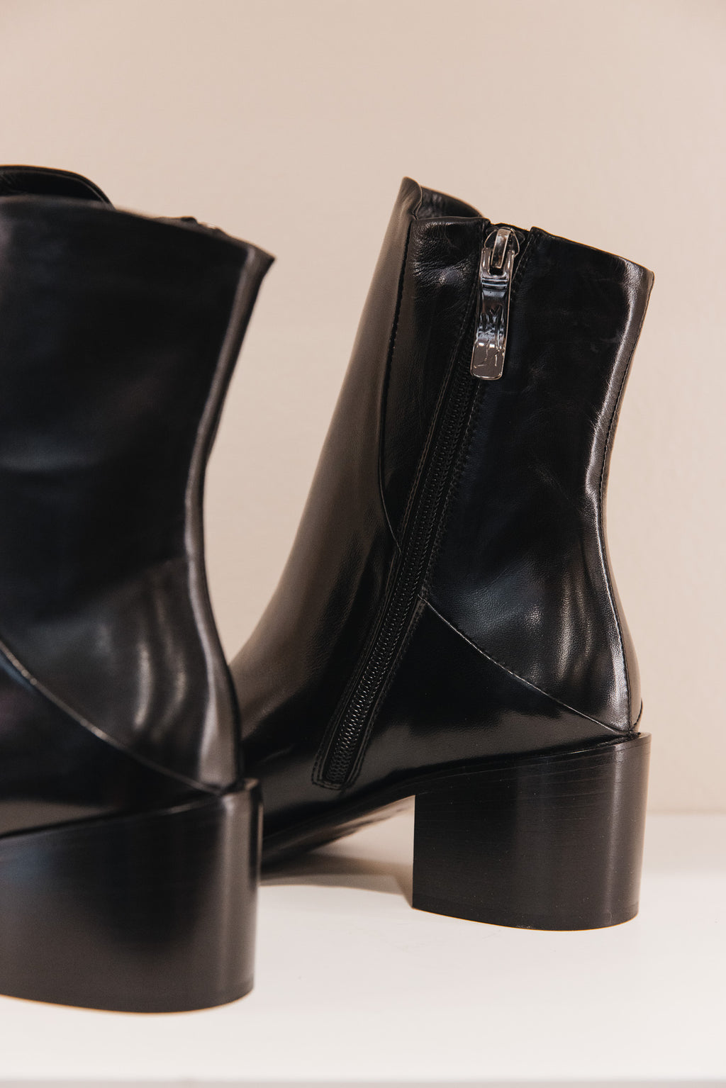 W27630 Noir