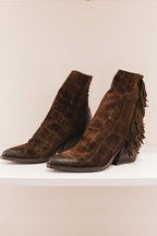 M702 Bottines en daim chocolat effet croco