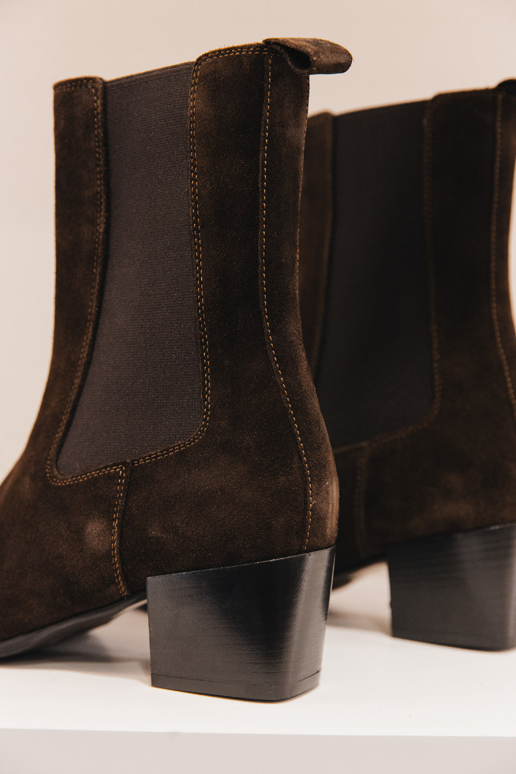 Lausanne en cuir velours marron