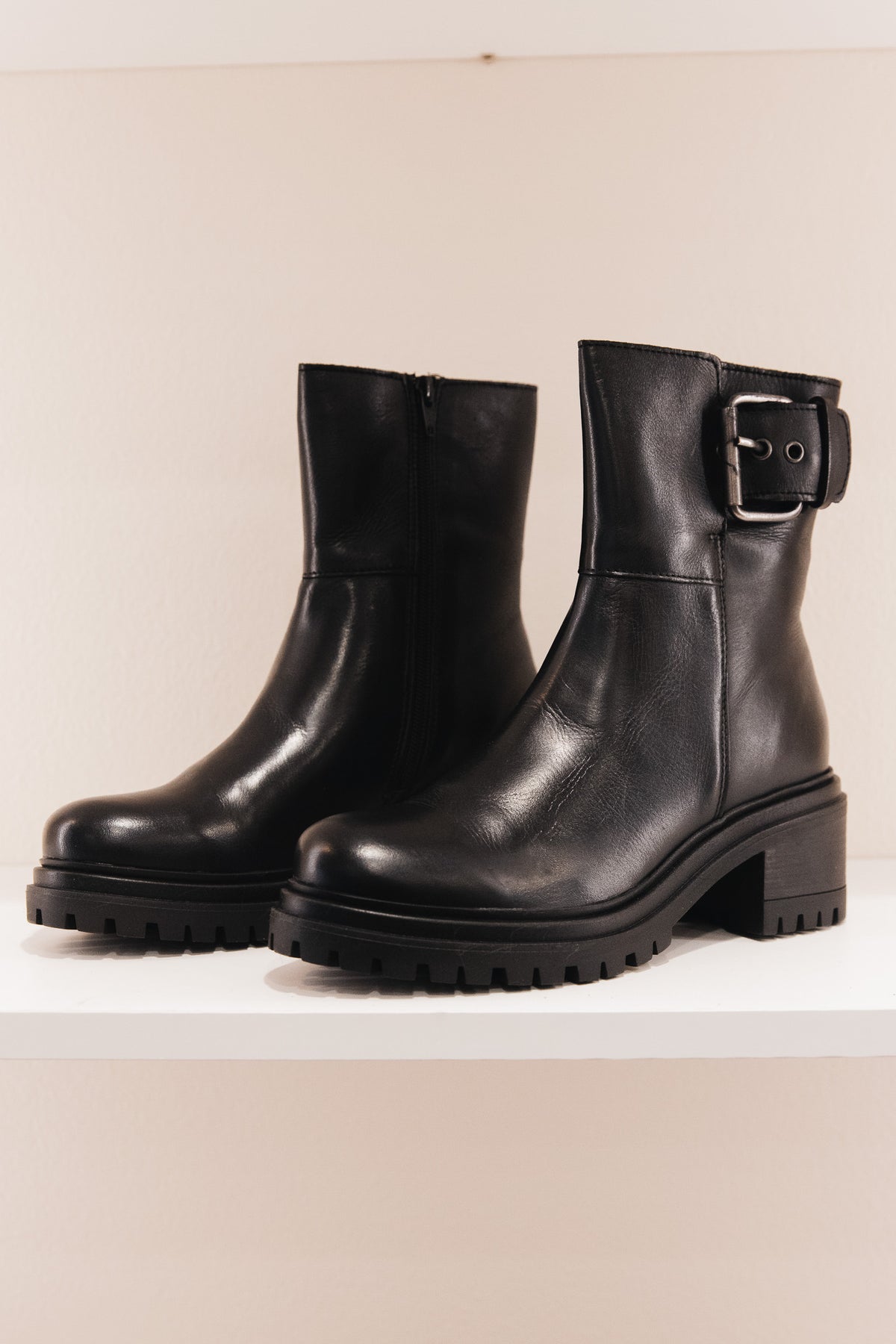 Shelly cuir noir