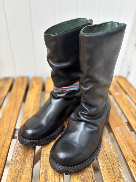 D609 BLACK