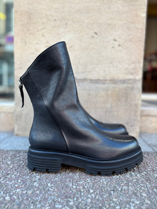 3270 NOIR