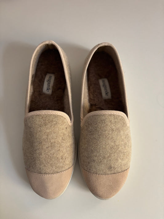 Chausson en laine beige et rose poudré