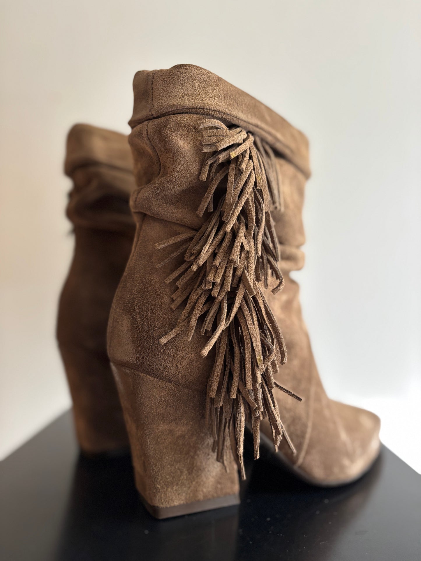 M2726 Bottines en daim franges MADISON