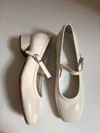 KELLY NAPLAK OFF WHITE