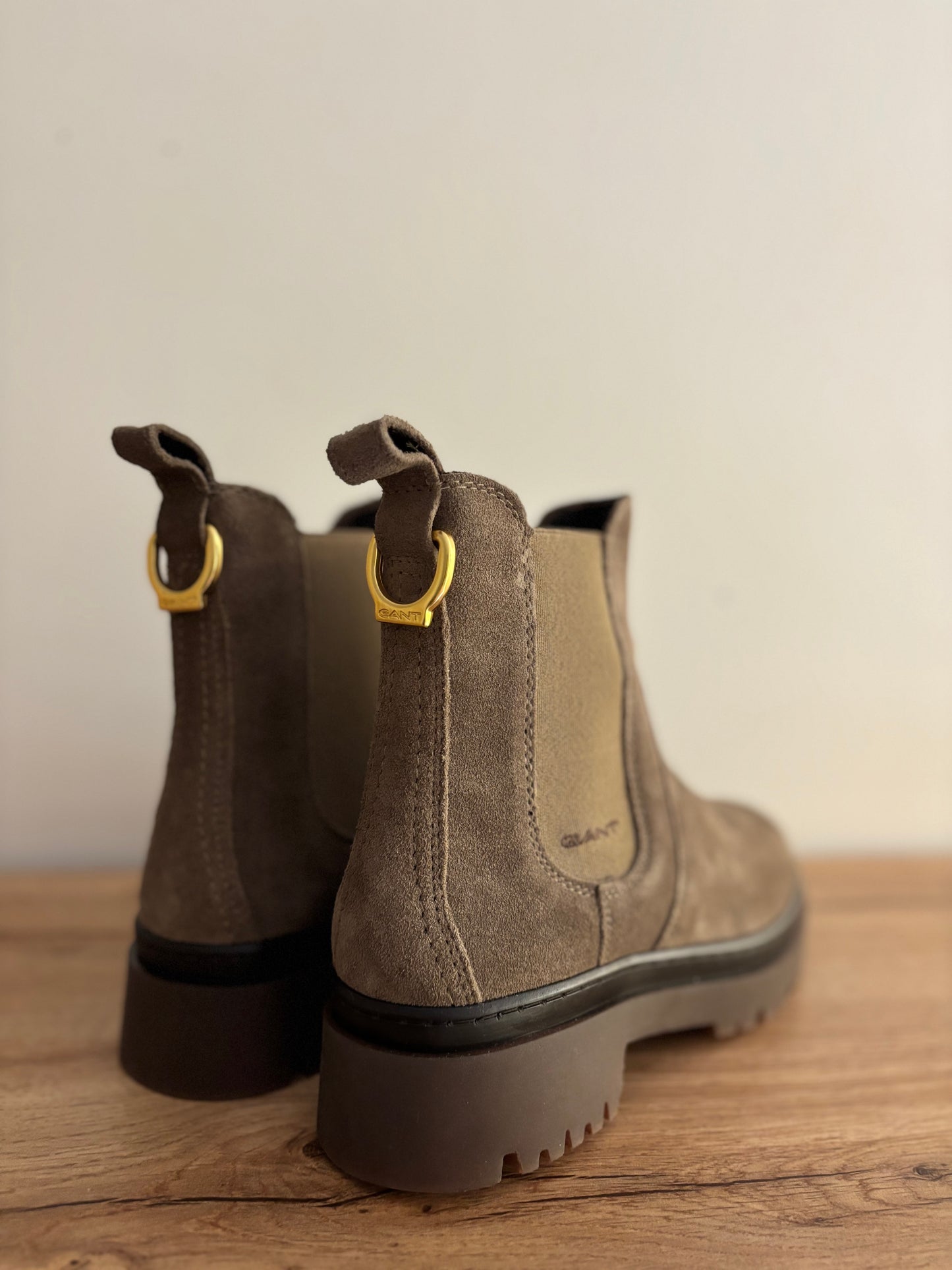 ALIGREY TAUPE