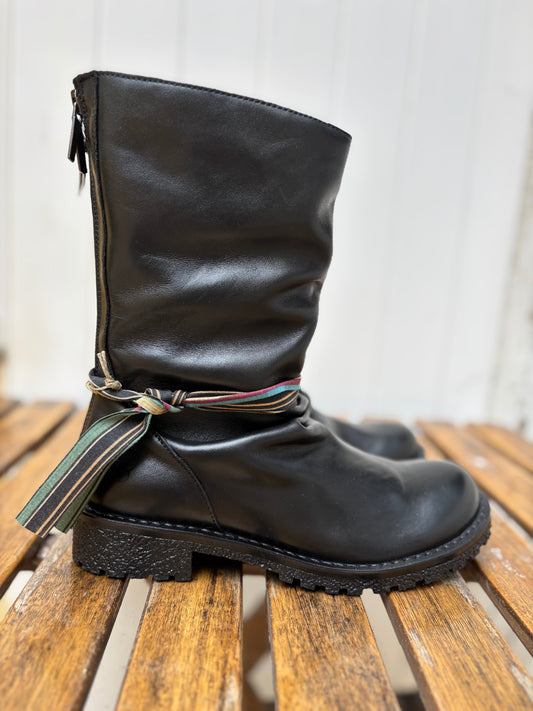 D609 BLACK