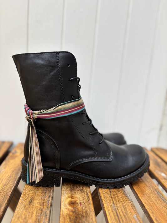 B501 BLACK